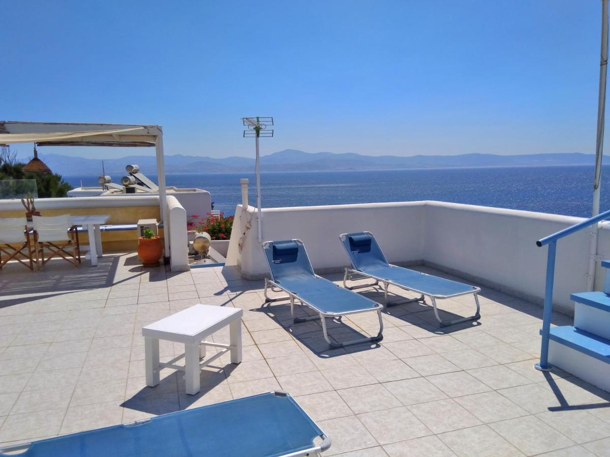 Villa Danae - Seaside Villa With Pool & Hot Tub Piso Livadi Esterno foto